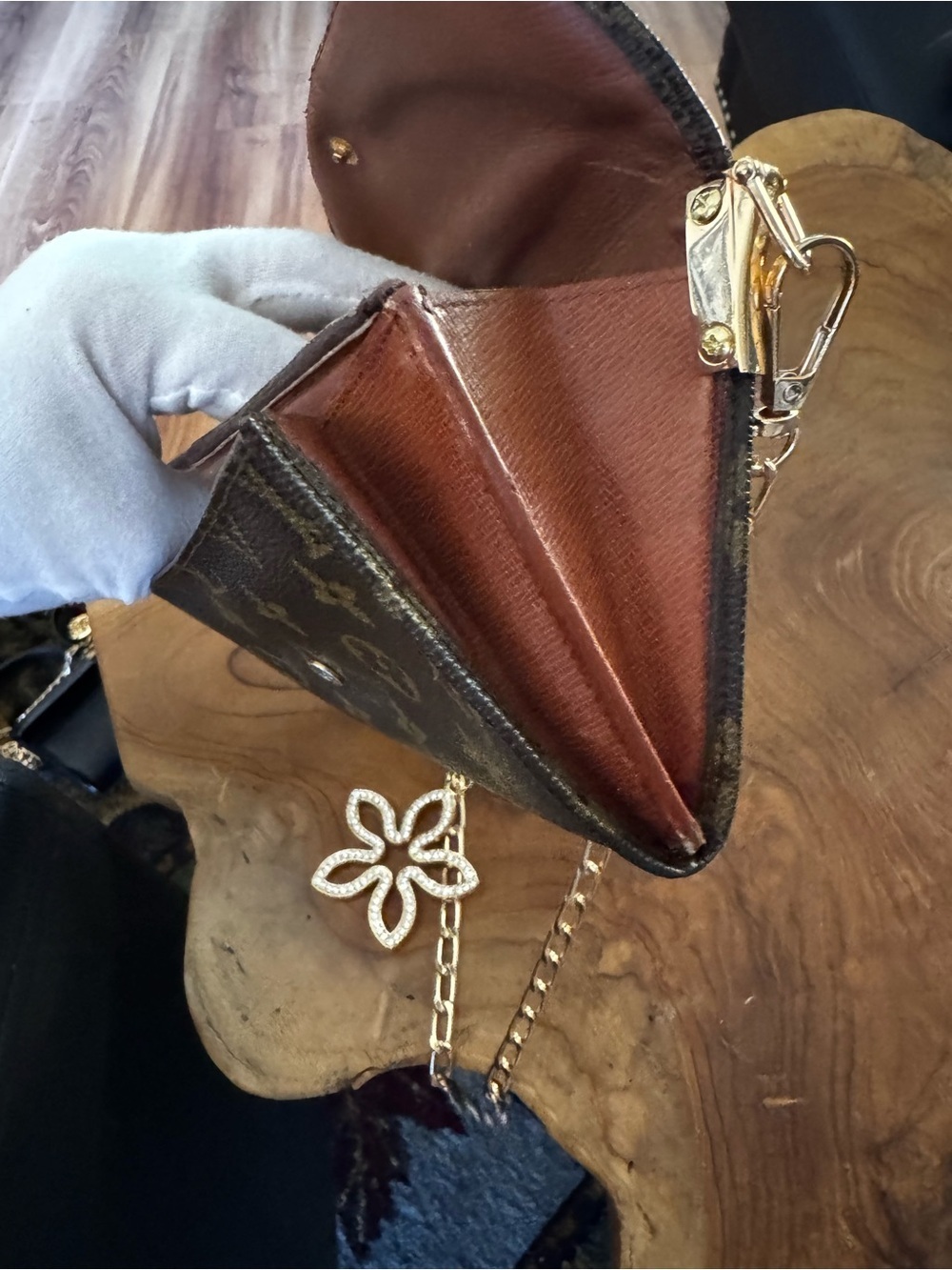 Just in 🔥 Vintage Louis Vuitton Monogram Bifold Long Wallet Brown/converted - Picture 12 of 15